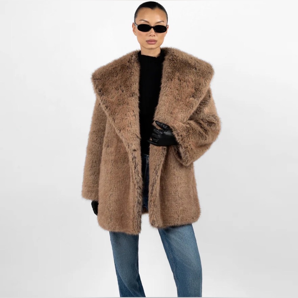 Weworewhat Shawl Collar Faux Fur Coat